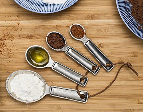 Queen Anne Measuring Spoon Set