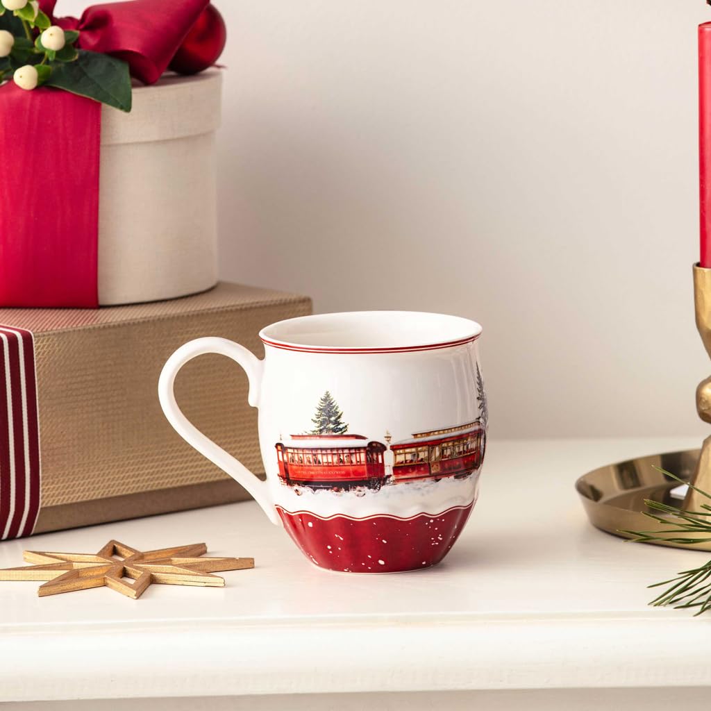 Limited annual Christmas mug showing handle and rim