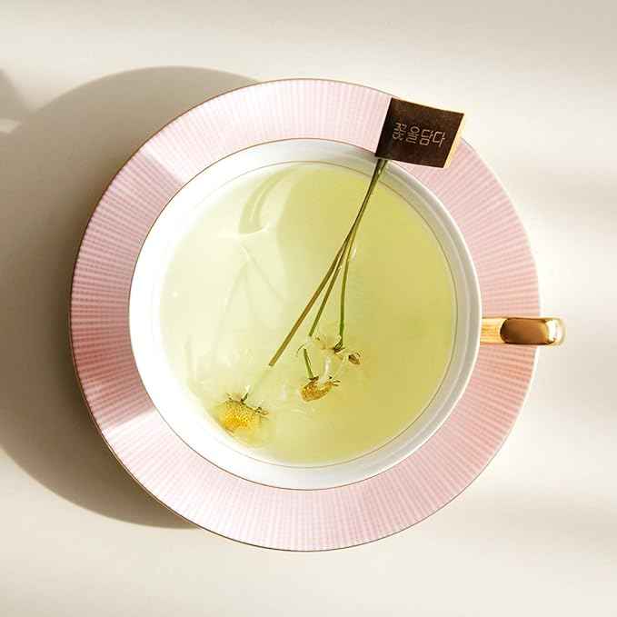 KKOKDAM Tea Gift Set - Siberian Chrysanthemum Blooming Stick Flowers - Fancy Korean Gifts For Tea Lovers - 5 Premium Flower Sticks