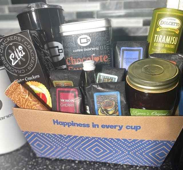 Gourmet Favorites | Coffee, Tea & Gourmet Snacks Gift basket | Coffee Beanery