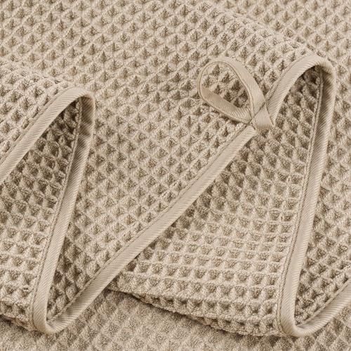430 GSM Poly Blend Microfiber Quick Dry Waffle Bath Towel (4 Count)