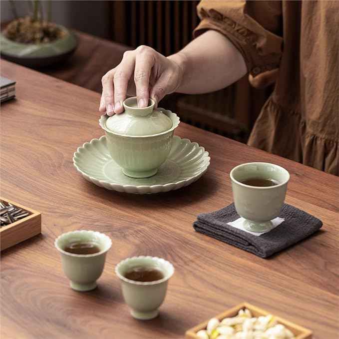 Gift Kung Fu Tea Set Household Cover Bowl Ceramic Pot Teapot Tea Cup Light Luxury Convenient Gift Box Set For tea(B)