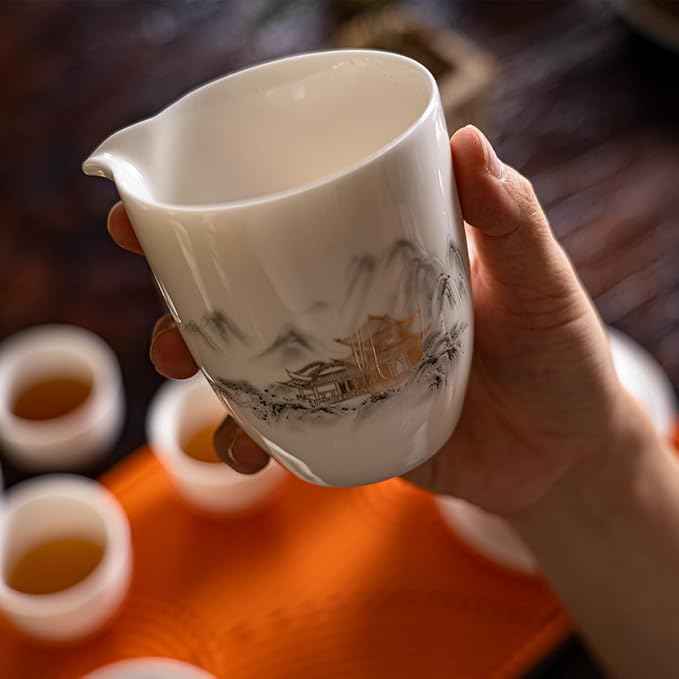 KEYDUACU Gaiwan Chinese Gongfu Tea Set，Asian Adult White Ceramic Tea Set, 6 Cups Suitable for Small Gatherings, Home, Office and Travelling, Gift Giving(Travel-House)