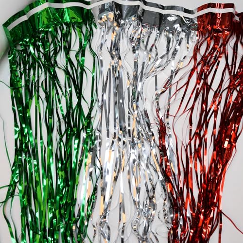 Party Fringe Backdrop Red Silver Green Christmas Decorations (2 Count)