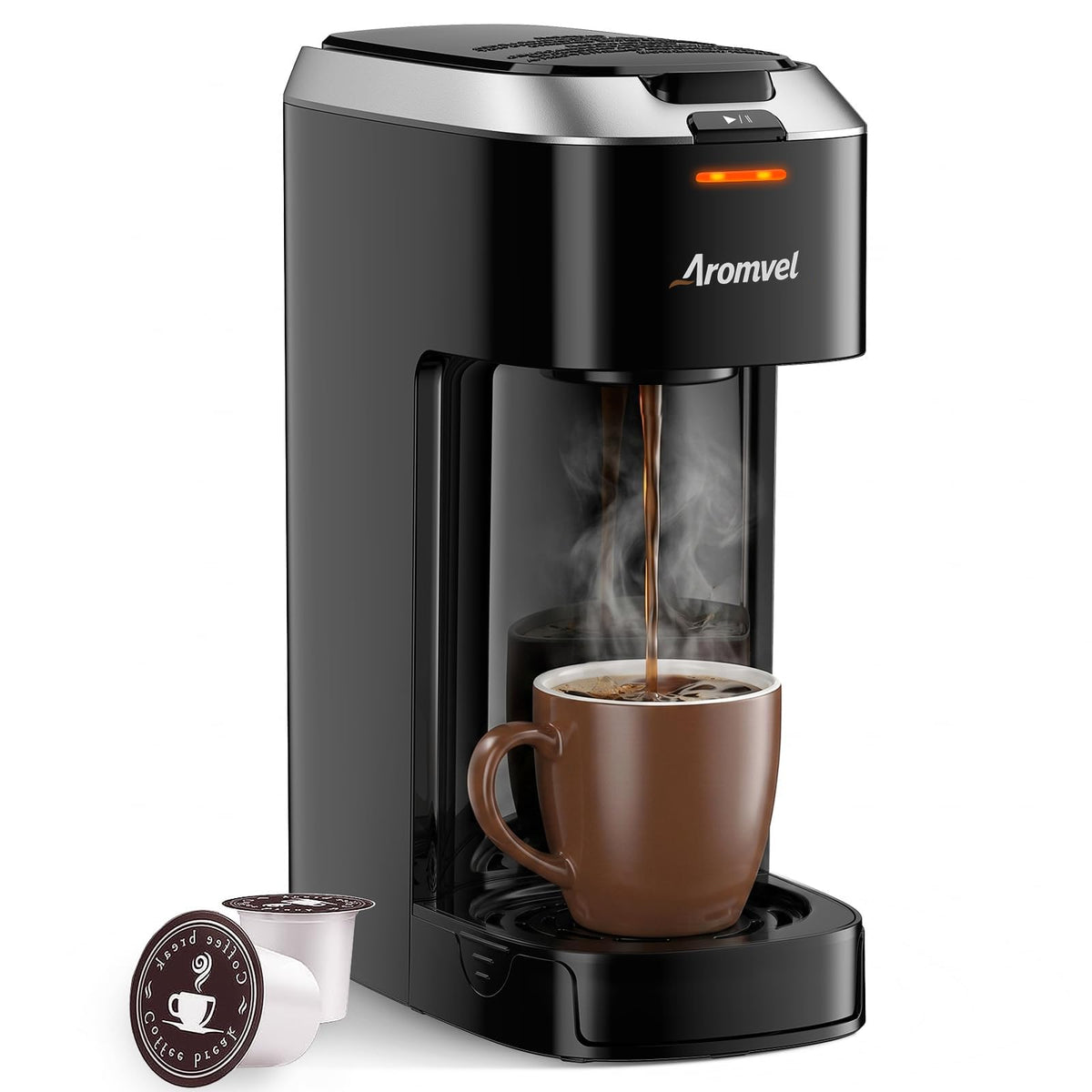 Compact single serve coffee maker in black