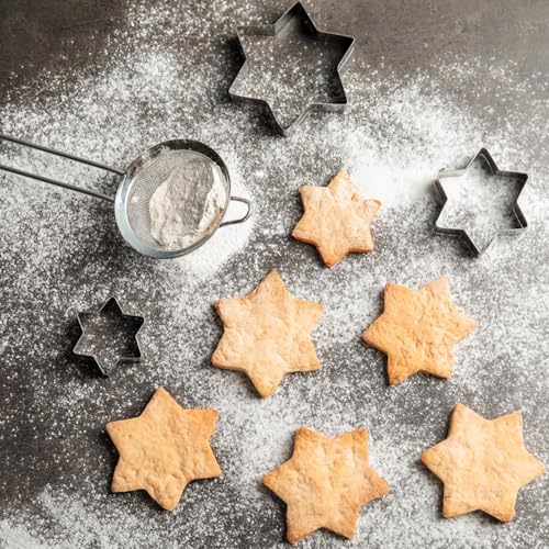 30Pcs Mini Cookie Cutter Set (30 Count)