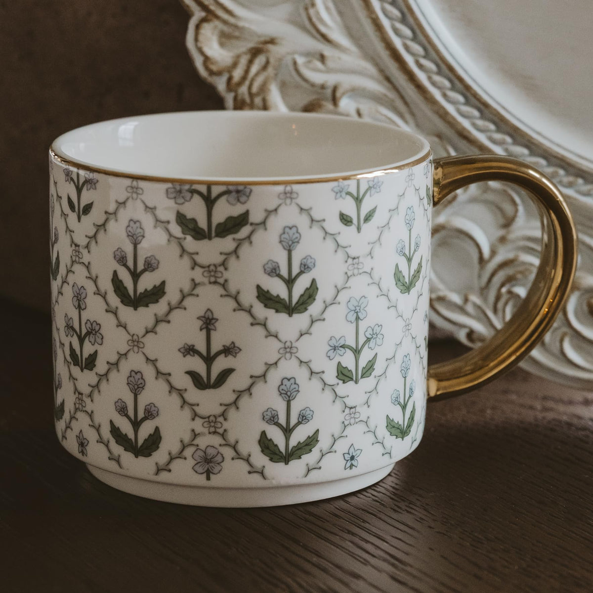 Quilted floral pattern on 14 oz bone china mug