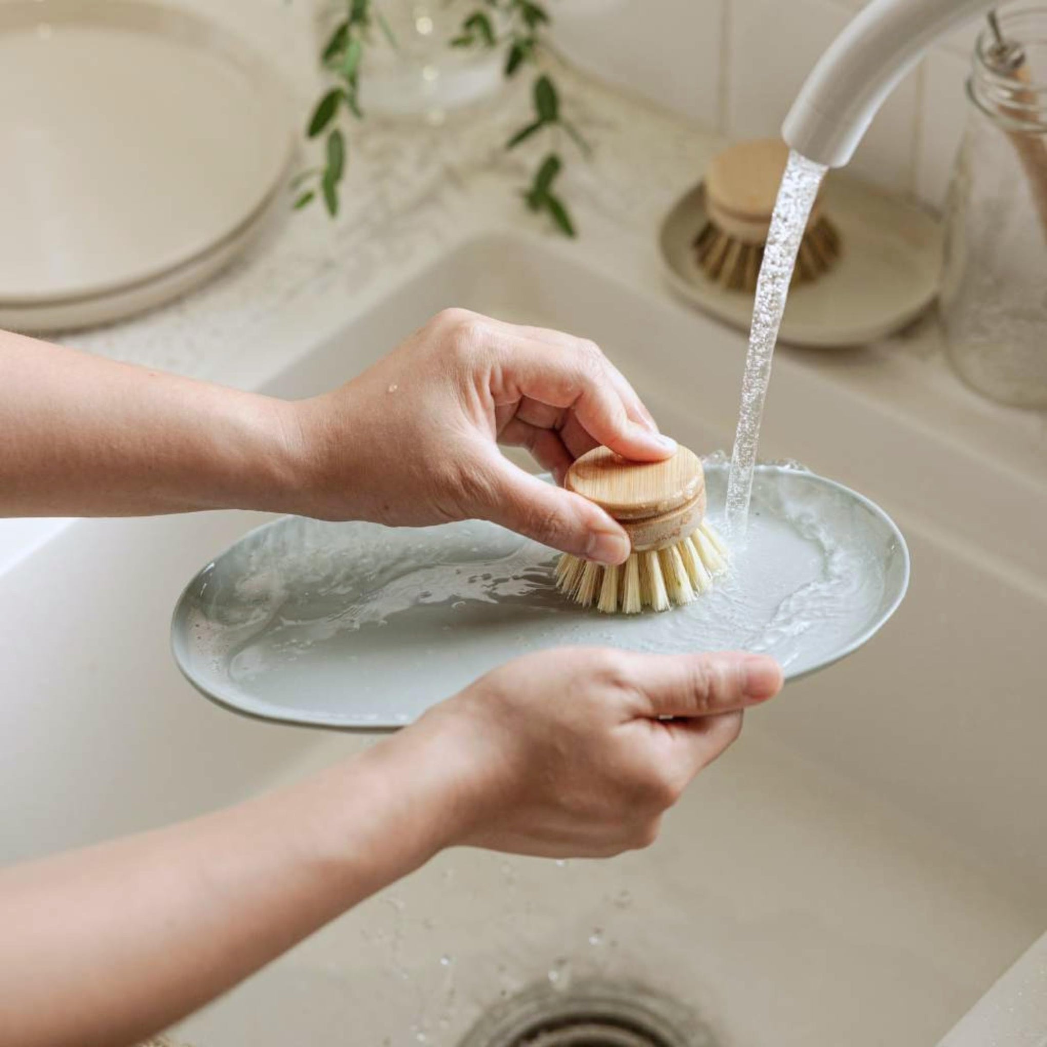 Bamboo Dish Brush Set • 6 Piece with Bottle Brush & Scrubber (6 Count)