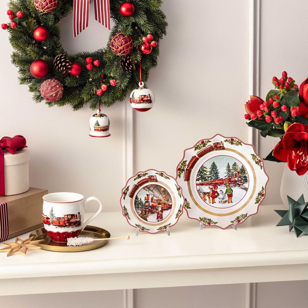 Collectible porcelain Christmas mug for coffee or tea
