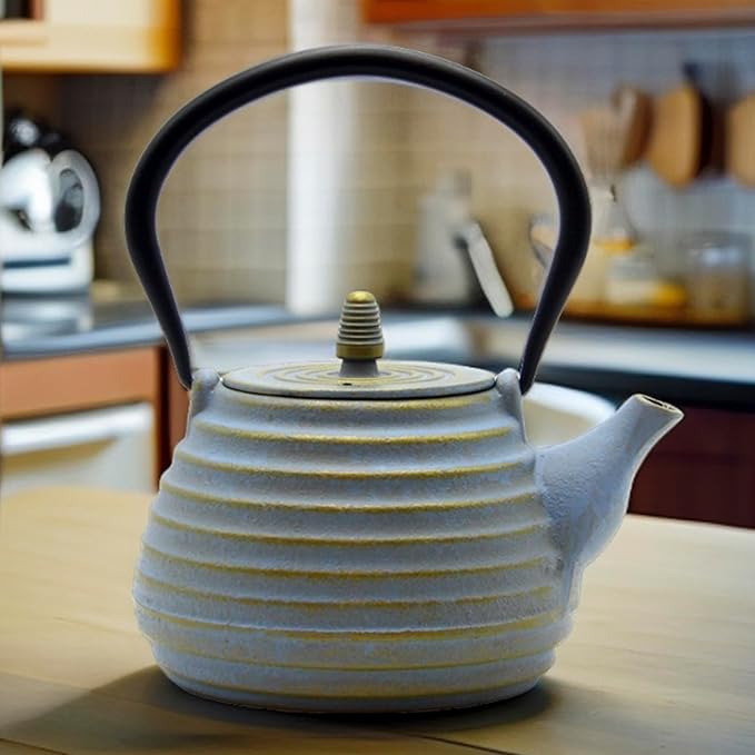 33.8oz Japanese Cast Iron Teapot for Stovetop, Small Tea Kettle with Stainless Steel Infuser for Loose Tea, Tea Pot Coated with Enameled Interior (1000ml)