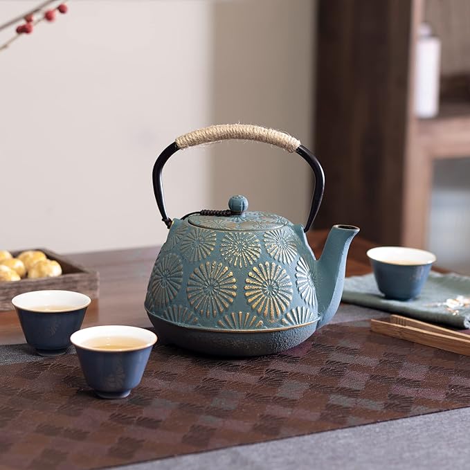 Cast Iron Teapot, 40oz Tea Kettle with Infuser for Stove Top, Sakura Design Japanese Tea Pot for Loose Leaf Coated with Enameled Interior, 1200ml Green