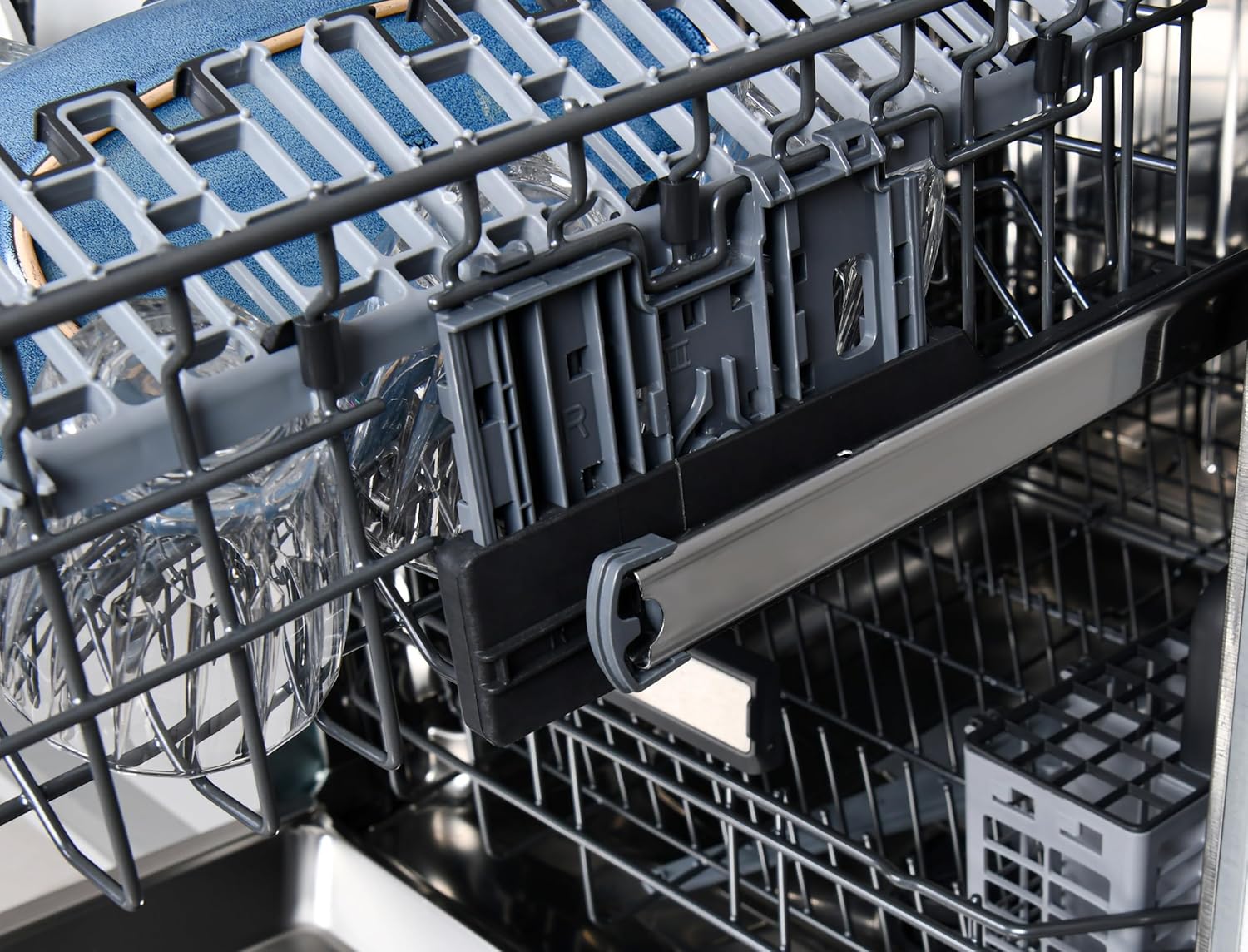 Kenmore Elite 24" Built-in Stainless Steel Tub Dishwasher TotalFlex 3rd, SmartWash, UltraWash, TurboDry, MoreSpace Plus Adjustable Rack, Energy Star Certified, White - Blissbrew