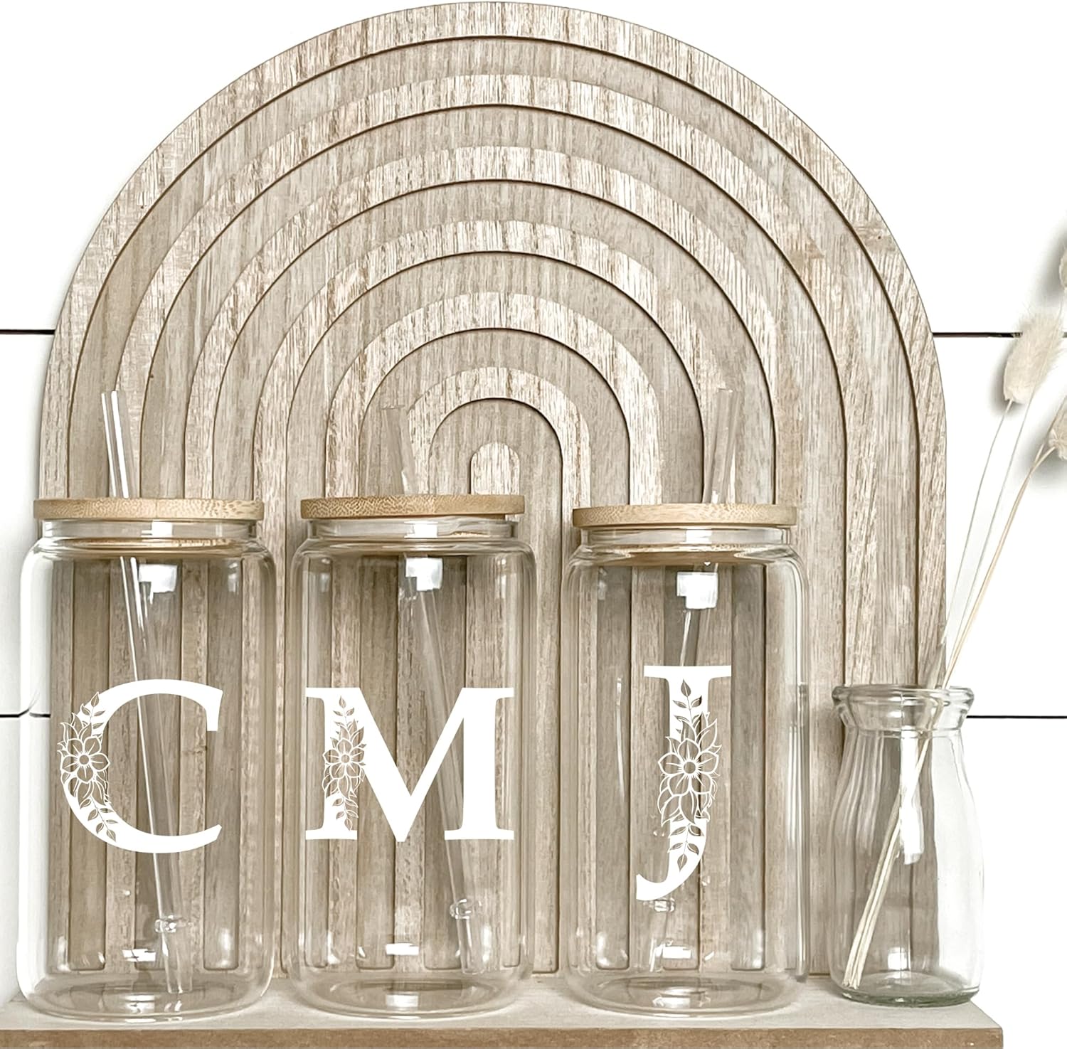 Personalized Gifts for Women, Monogrammed Glass Cups with Lids and Straws, Custom Tumbler, Cute Customized Mug, Aesthetic Stuff, Initial Iced Coffee Cup, Drinking Glasses, Birthday Teacher Gifts, R