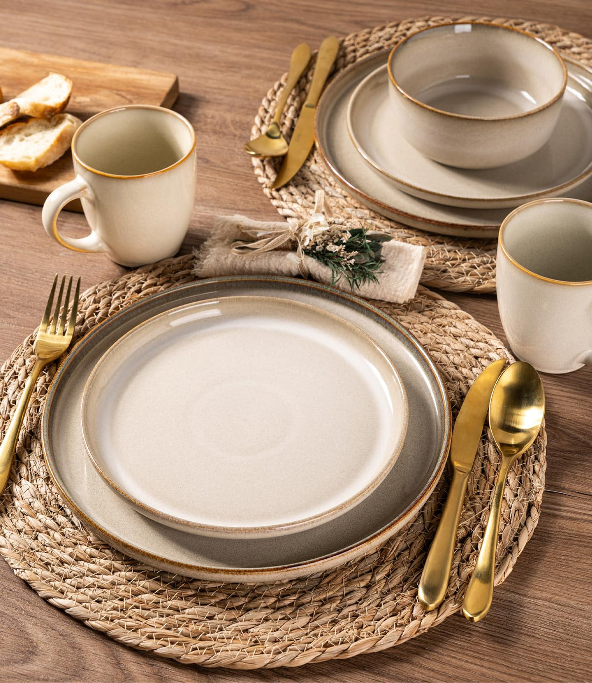 Dishwasher and microwave safe mug set