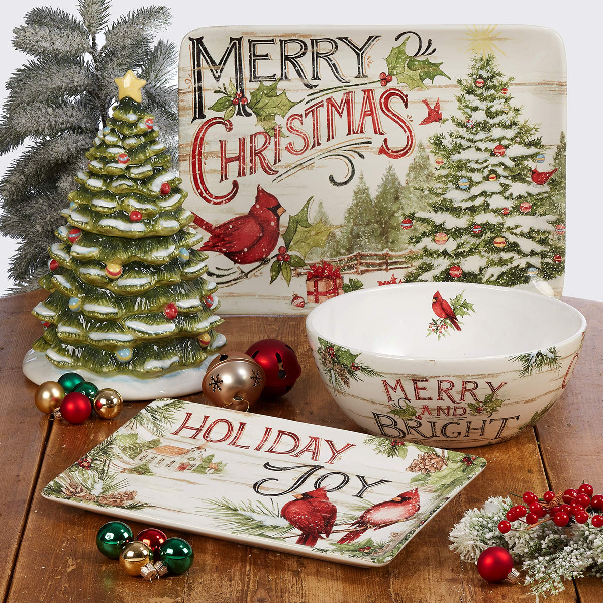 Four-piece holiday mug set for coffee and cocoa