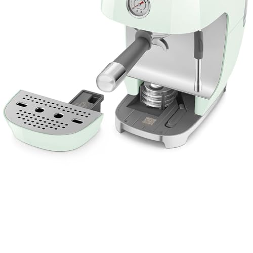 ECF03 Made in Italy Retro Espresso Machine with Cold Brew (Standard / Pastel Green)