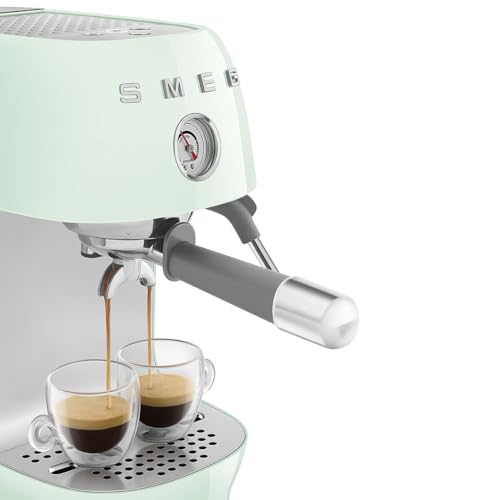 ECF03 Made in Italy Retro Espresso Machine with Cold Brew (Standard / Pastel Green)